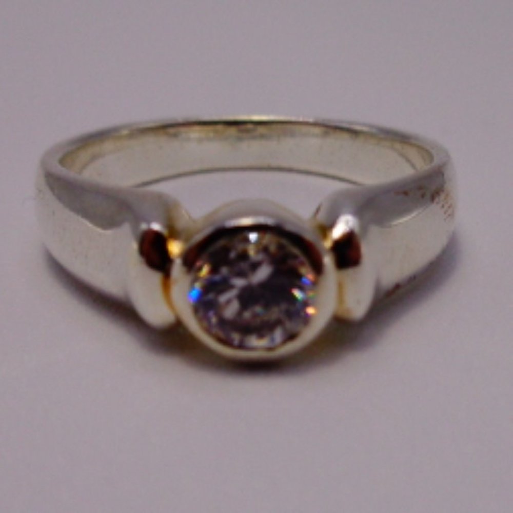 Silver CZ ring size 2.25 weight 4.53g new
